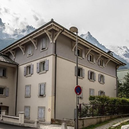 Villa Vallet- Newly Renovated 2 Bedroom Nestled Just Off The Main Street Chamonix Kültér fotó